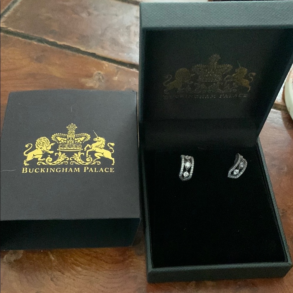Source Unknown Silver Cuff Links Modern Design